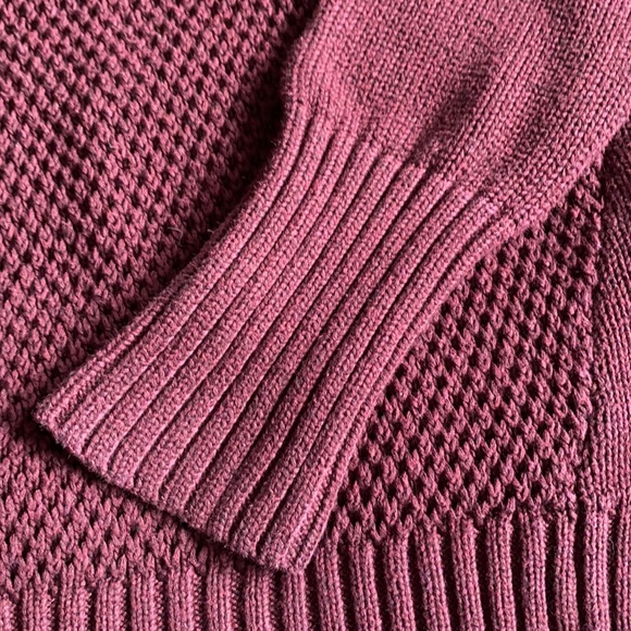 Athleta Breckenridge Maroon Turtleneck Sweater - Picture 5 of 6